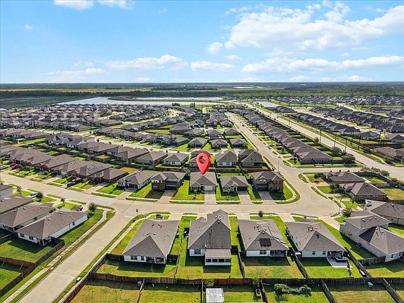 5th image of 8207 Sugar Cane Ln