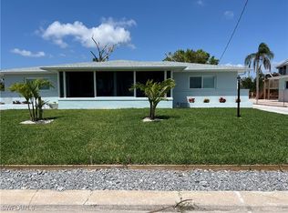 12100 Siesta Dr, Fort Myers Beach, FL 33931
