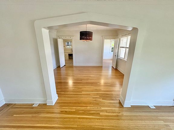 5th image of 237 Park Ave