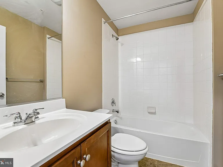 5733 Nicken Ct — Photo 11