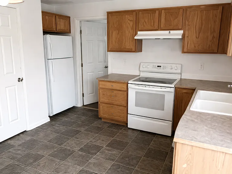 1196 SE Freedom Cir #1196 — Photo 3