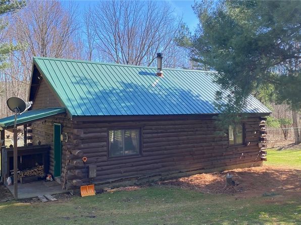 1571 Emerson Rd, Middlesex, NY 14507