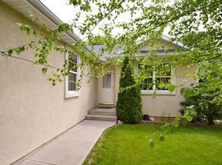 106 Kleopfer Ave, Riverside, IA 52327