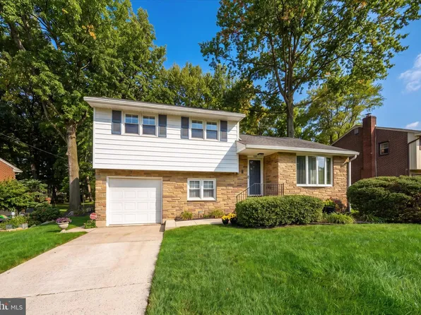 202 Alders Dr, Wilmington, DE 19803