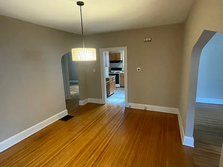 3219 Glengyle Ave #1 — Photo 4