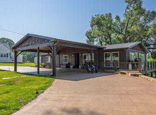 410 Lyle St, Franklin, NC 28734