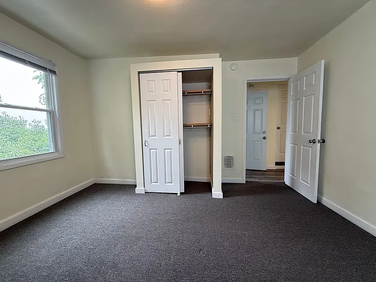 10 Exeter St #2 — Photo 17