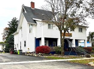 44 W Liberty St #1, Newton Falls, OH 44444