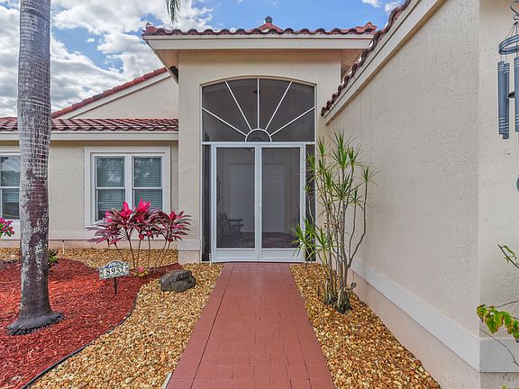 4th image of 8952 Terni Lane