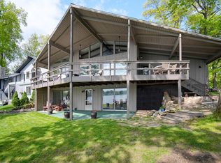 11521 N Lake Side Dr, Jerome, MI 49249