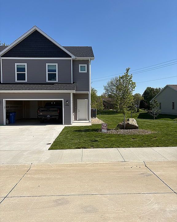 1st image of 4332 Spruce Creek Dr