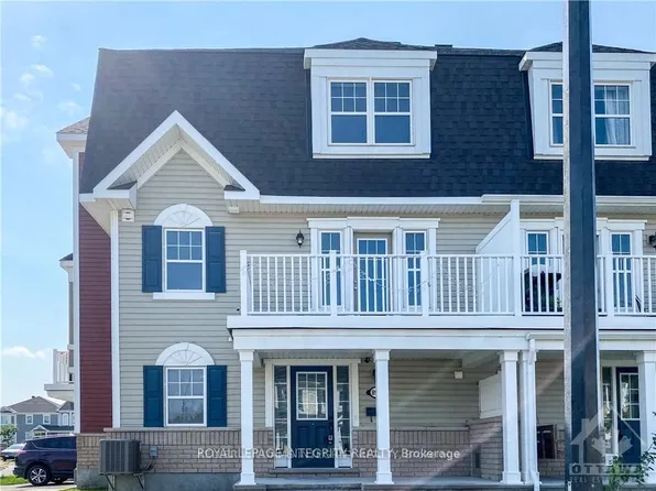 894 Fameflower St, Ottawa, ON K2J 6H3