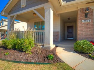 19004 Vea Dr, Edmond, OK 73012