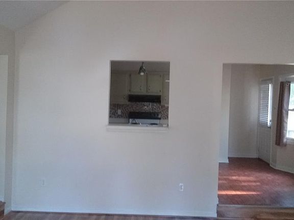 5th image of 4918 Castlebar Ct