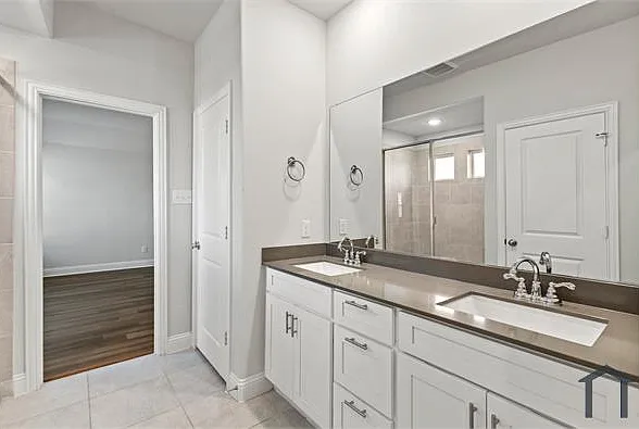 1733 Barnwood Trce — Photo 18