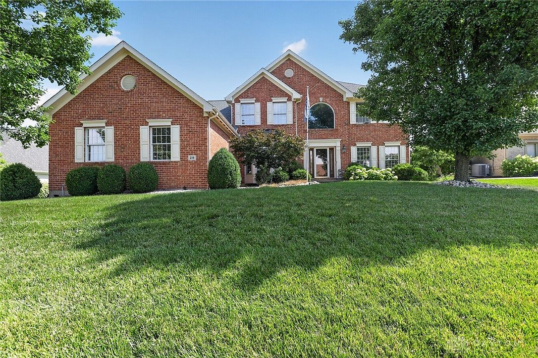 29 Fairwood Ct