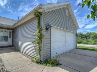 101 Christian Louis Ct, Bloomington, IL 61701