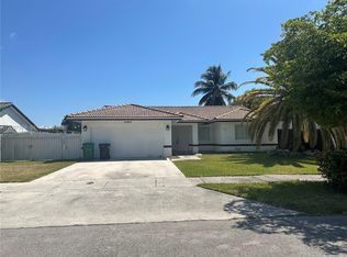 12855 SW 207th Ter, Miami, FL 33177