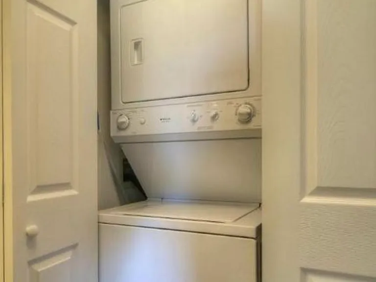 6003 Ellesmere Ct #19A — Photo 12