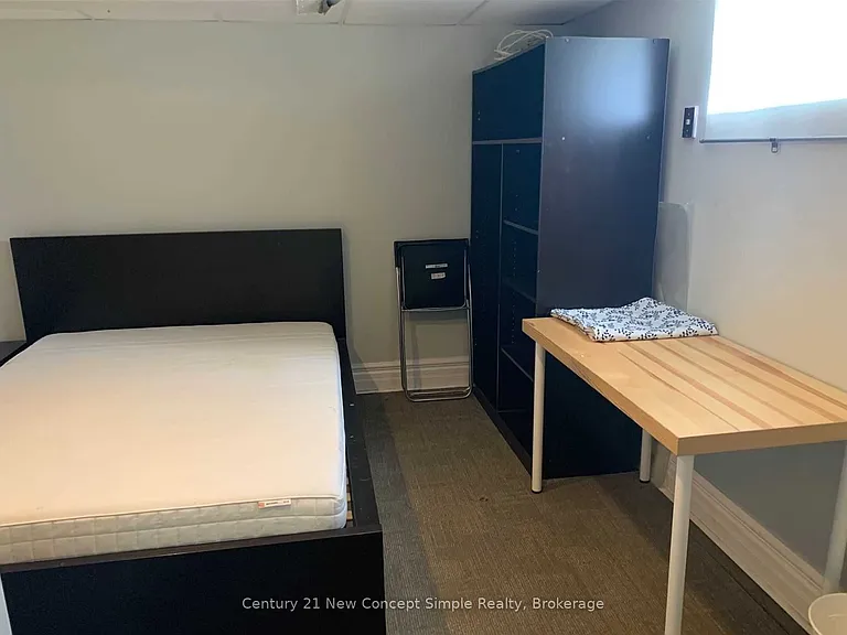 271 Delta St #BASEMENT — Photo 4