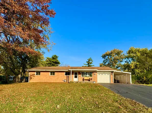 7406 Ridgewood Dr, Indianapolis, IN 46226