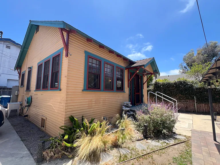 716 Stanley Ave — Photo 43