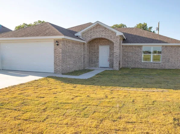 424 Colony St, Eastland, TX 76448