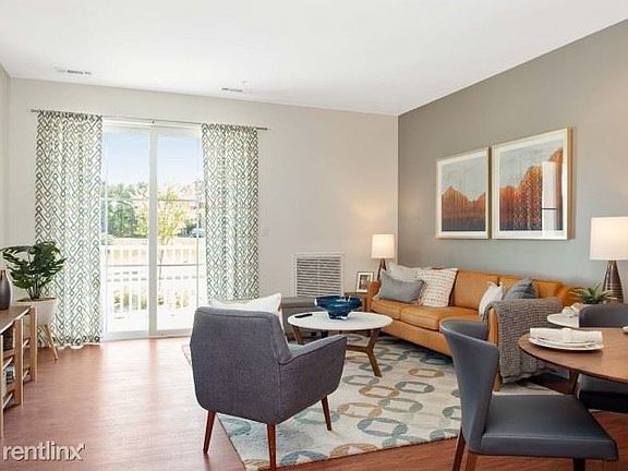 3rd image of 15 Pacella Park Dr #221