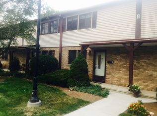 231 Village Ct, Kingston, NY 12401