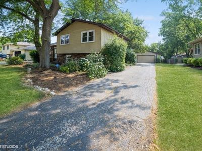 685 Renee Dr, South Elgin, IL, 60177