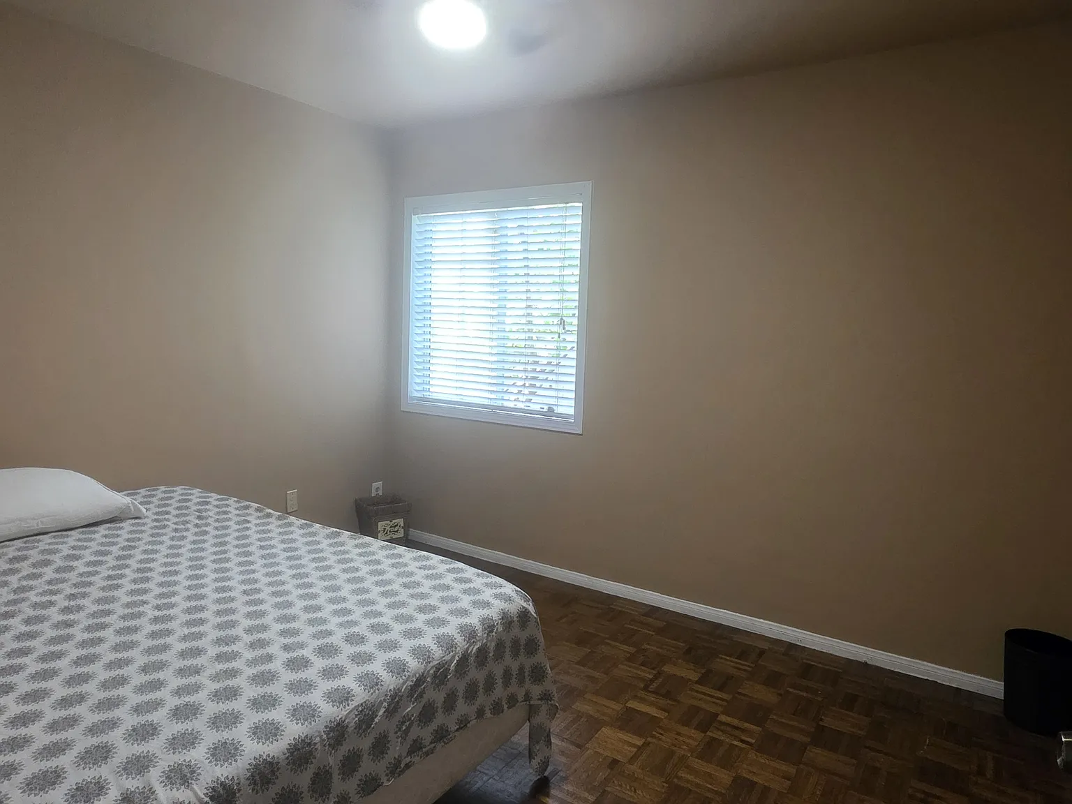 1 bed, 120 sqft, $950 — Photo 2
