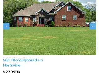 560 Thoroughbred Ln, Hartsville, TN 37074