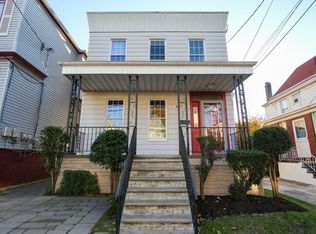 88 W 45th St, Bayonne, NJ 07002