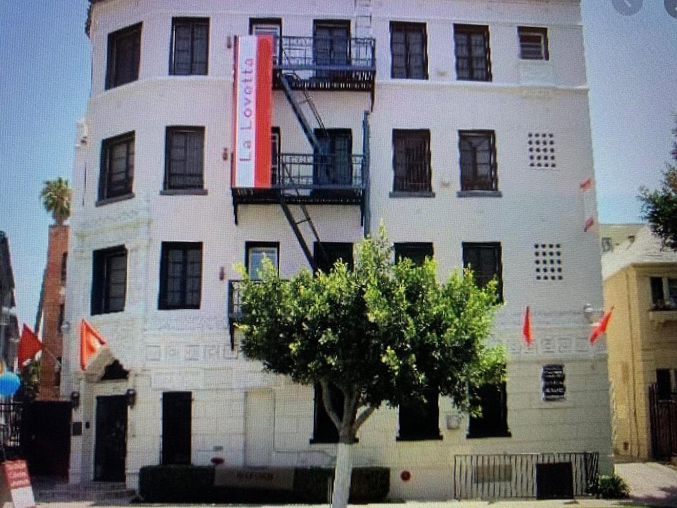1st image of 832 S Oxford Ave #400