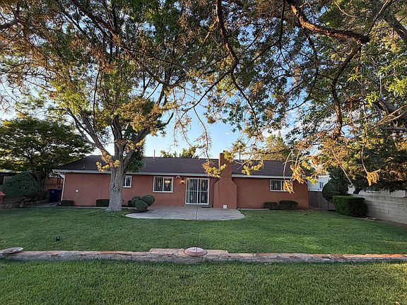 4th image of 7720 El Conde Ave NE