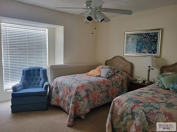 4th image of 4601 Carmen Ave #2902