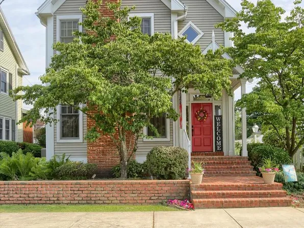 535 W High St, Hummelstown, PA 17036
