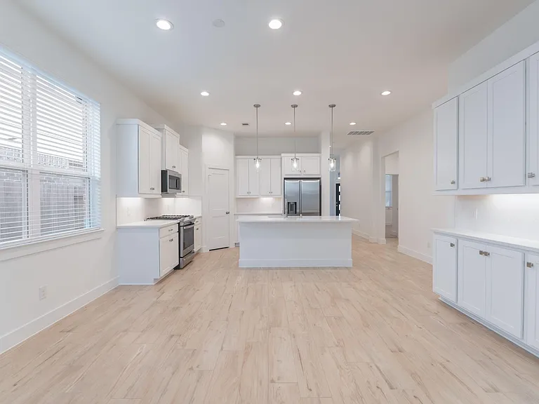 10747 Pine Pink — Photo 27