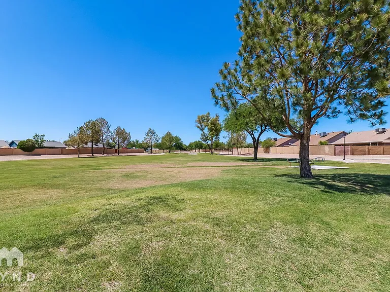 10257 W Pasadena Ave — Photo 29
