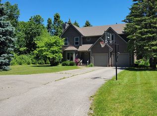 3696 N Dancer Rd, Dexter, MI 48130