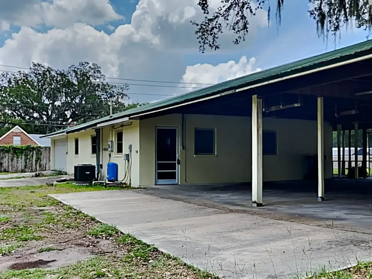2 bed, 1000 sqft, $1,699 — Photo 4