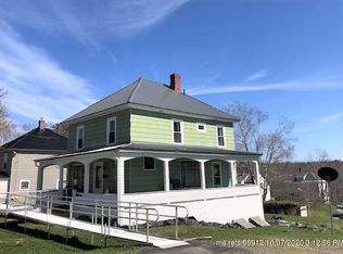 31 Mayo St, Dover Foxcroft, ME 04426