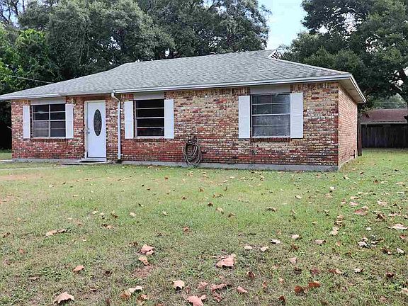 3rd image of 7862 Lenora St