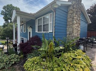 5178 Crystal Dr, Cross Lanes, WV 25313