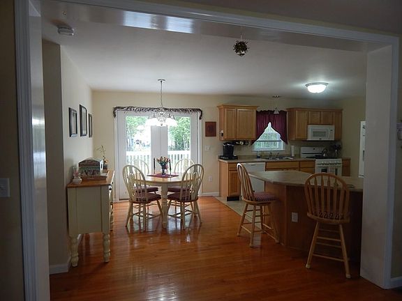 3rd image of 5 Beech St