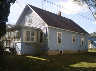 925 S 33rd St, Milwaukee, WI 53215