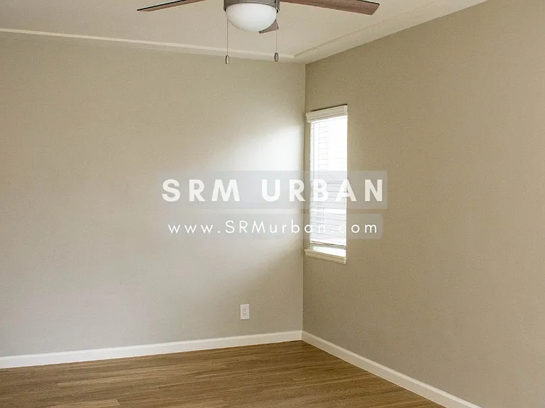 3028 Adams Ave #1/2 — Photo 5