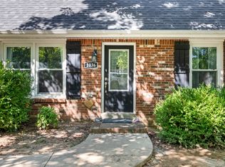 2036 Dinsmore Rd, Clarksville, TN 37040