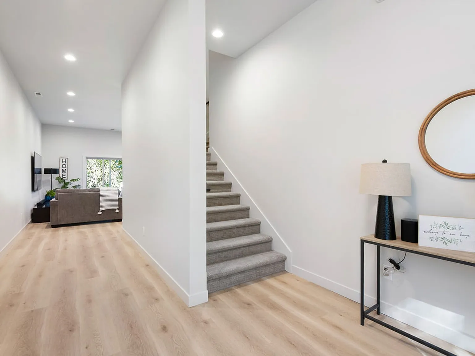 Hidden Hills Condominiums — Photo 3