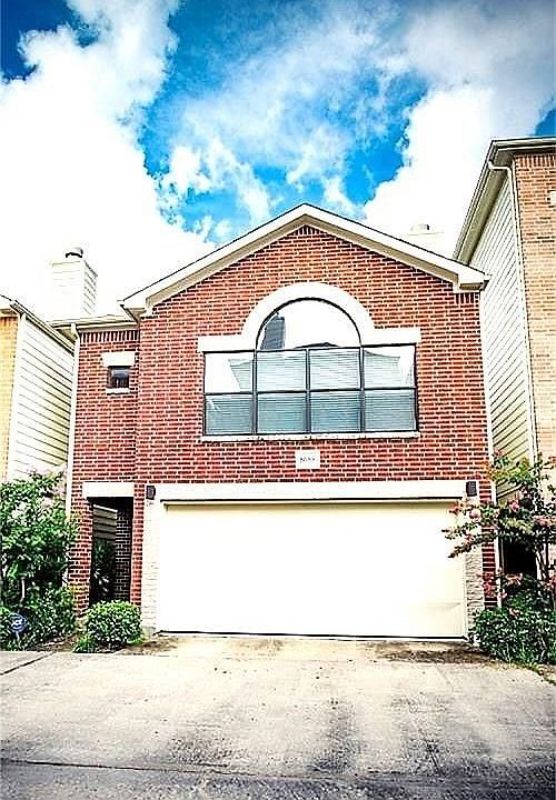 1st image of 8688 Meadowcroft Dr
